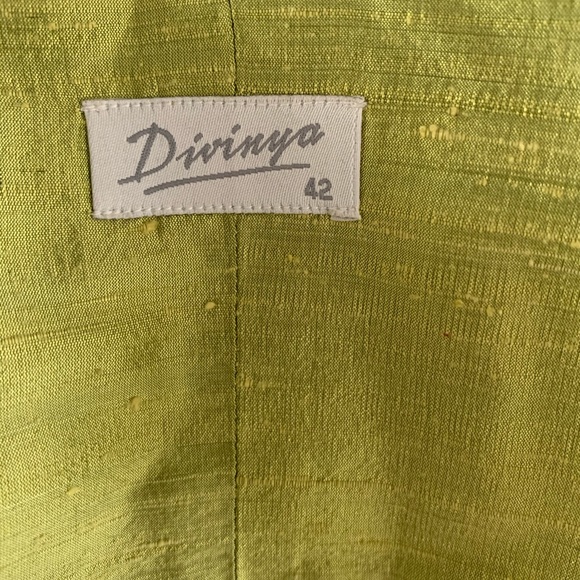 100% silk shiny pistachio green collared blazer jacket 3/4 long sleeves Size 10 - Picture 4 of 6